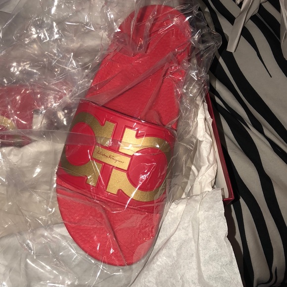 Salvatore Ferragamo Slides - Picture 2 of 3